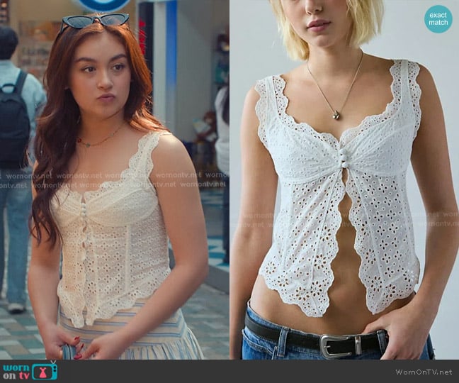 Out From Under Dolce Verano Corset in White Eyelet worn by Katherine Song-Covey (Anna Cathcart) on XO Kitty