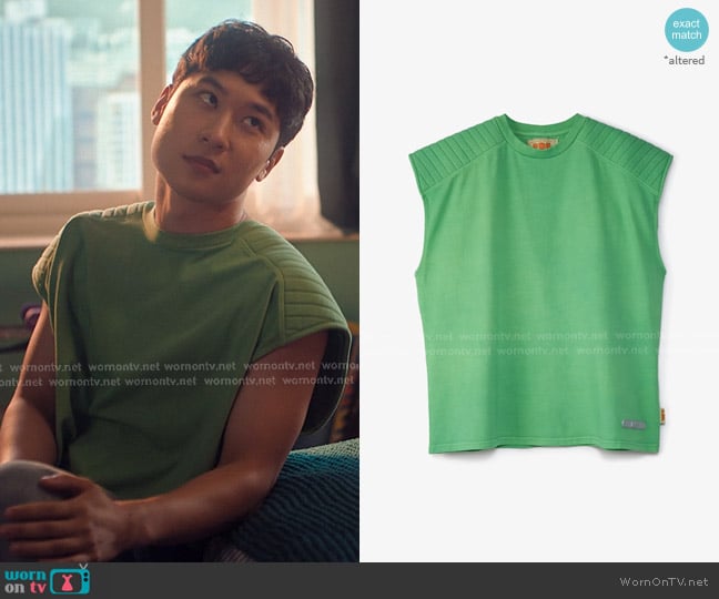 PDF Channel Team Tank T-Shirt in Green worn by Jin (Joshua Lee) on XO Kitty