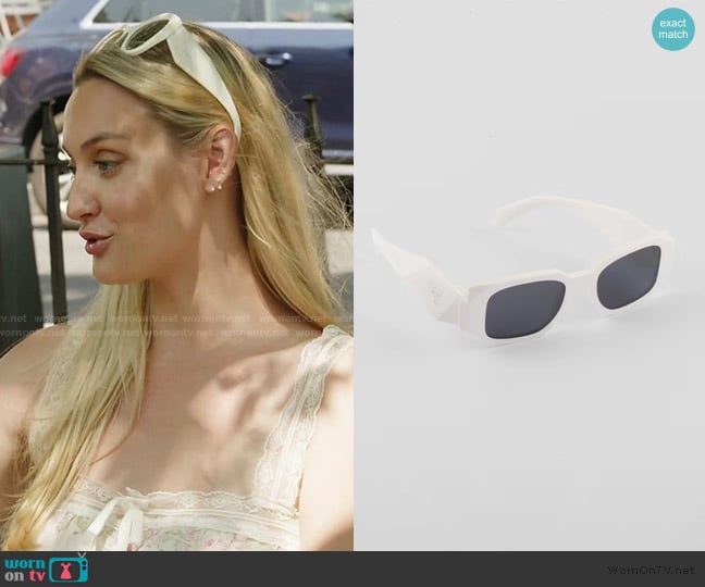 Prada PR 07YS worn by Bailey Taylor on Summer House