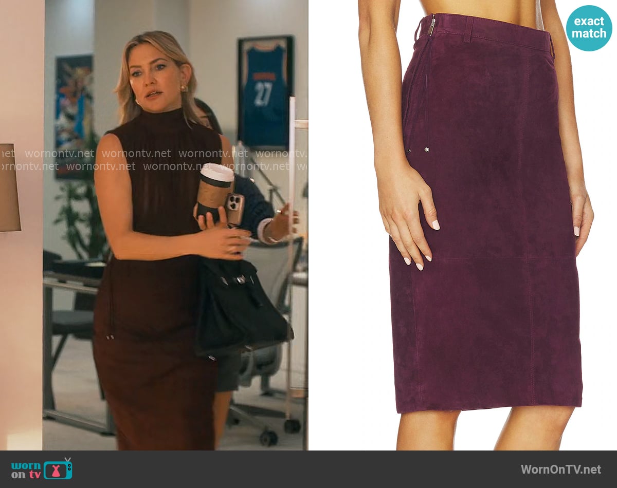 Retrofete Marcella Skirt in Bordeaux worn by Isla Gordon (Kate Hudson) on Running Point