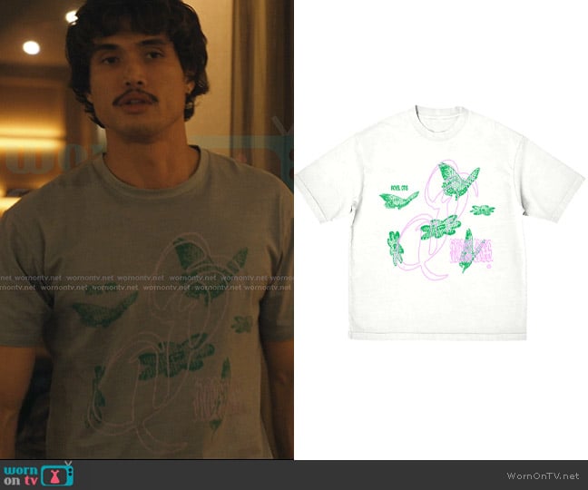 Royel Otis Glory to Glory US Tour Tee in Grey worn by Austin Davis (Charles Melton) on Beef