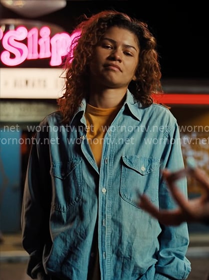Rue's denim shirt on Euphoria