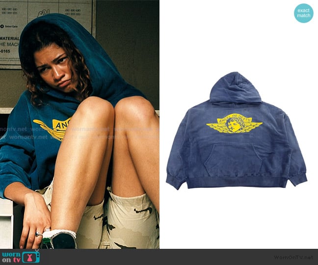 Saint MXXXXXX Logo-print hoodie worn by Rue Bennett (Zendaya) on Euphoria