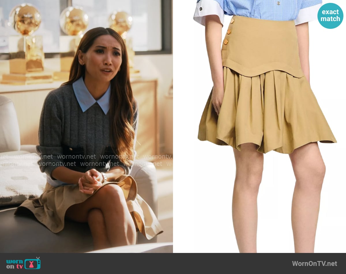 Ali’s pleated skirt on Running Point