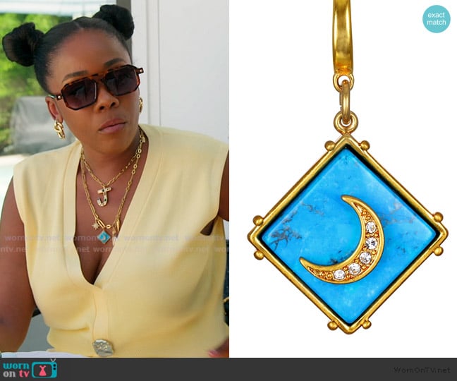 Sequin Selene Clip-On Charm worn by Jasmine Goode on The Valley