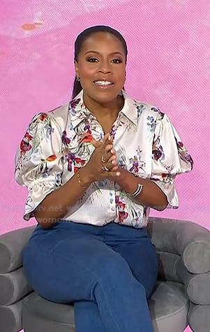 Sheinelle's floral print elbow sleeve top and jeans on Today