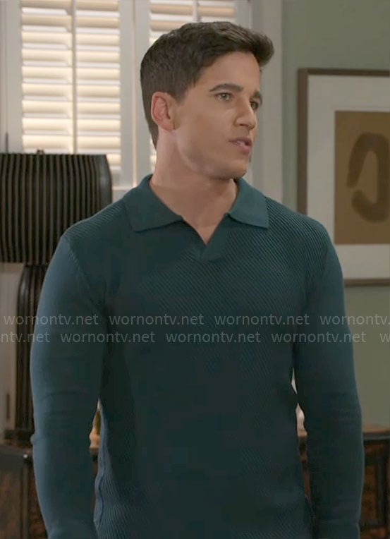 Smitty's green collared sweater on Beyond the Gates