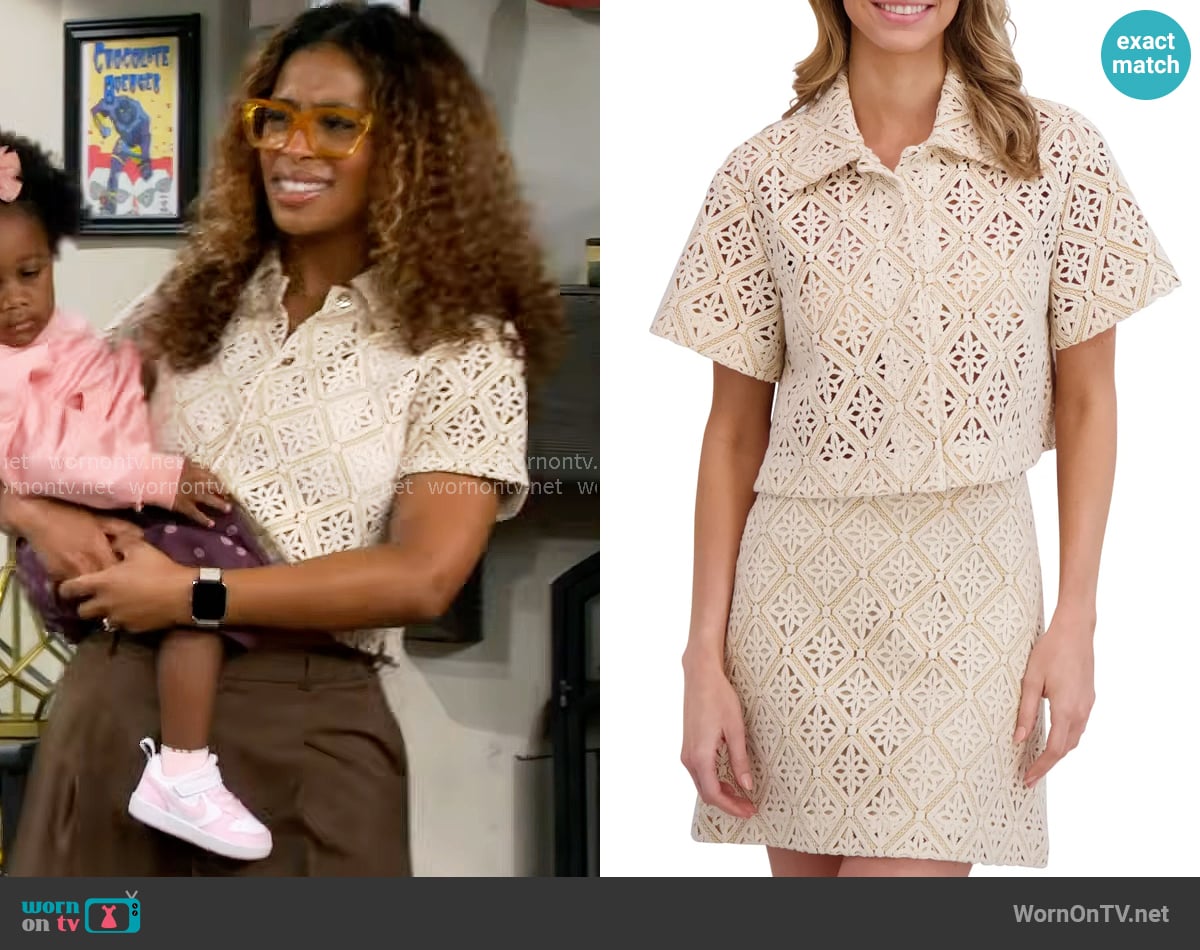 Ted Baker Open Stitch Crop Shirt worn by Courtney (Skye Townsend) on The Neighborhood