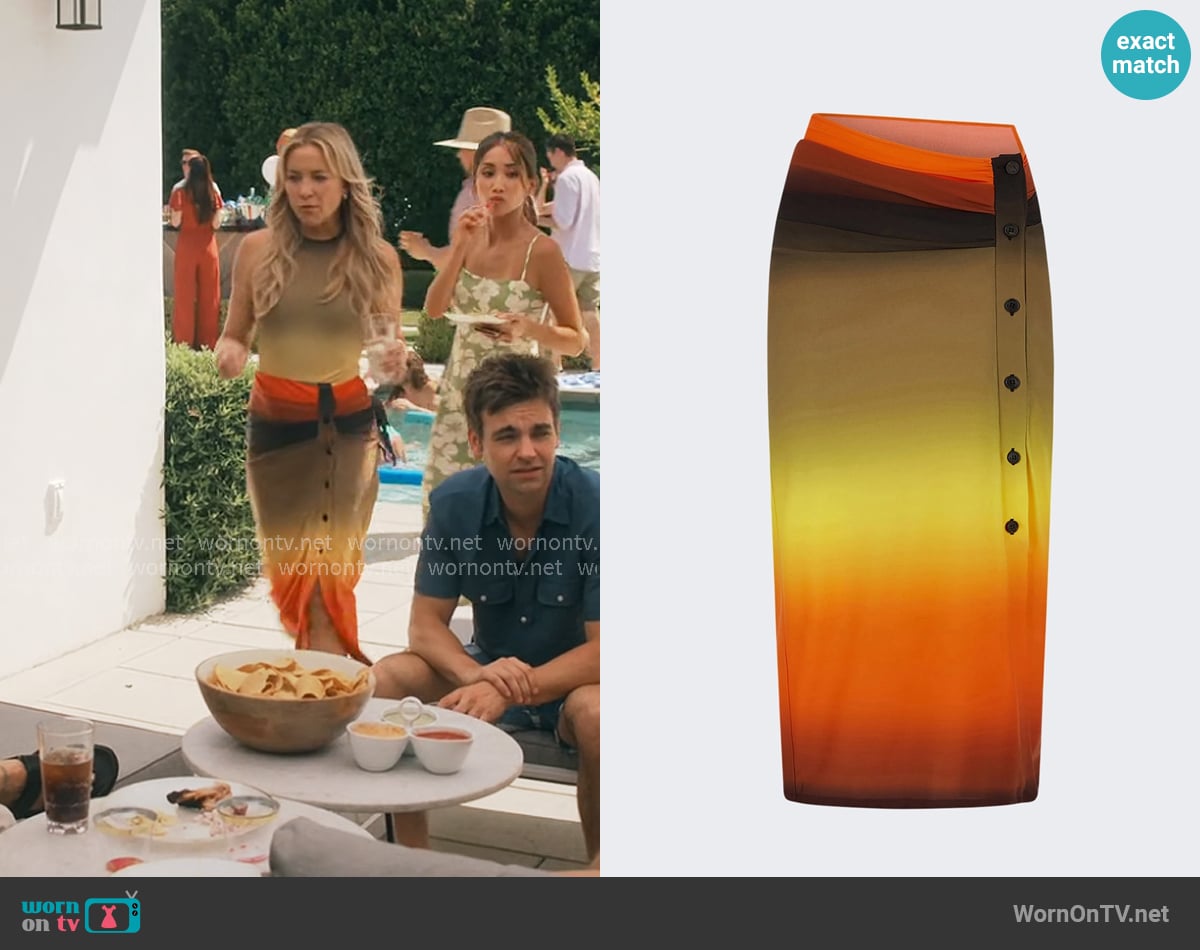 The Attico Gradient Effect Midi Skirt worn by Isla Gordon (Kate Hudson) on Running Point