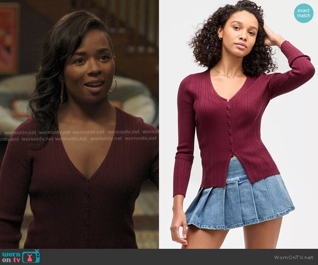 Ultra Flirt V-Neck Ribbed Fine Gauge Flyaway Sweater worn by Simone Griffith (Alexis Floyd) on Greys Anatomy