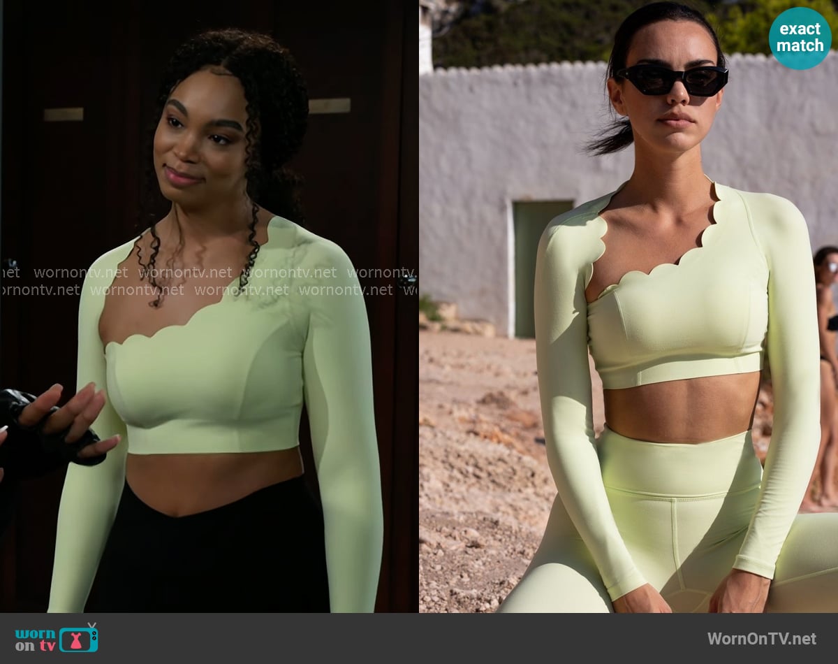 Chelseas lime green scalloped workout top on Beyond the Gates