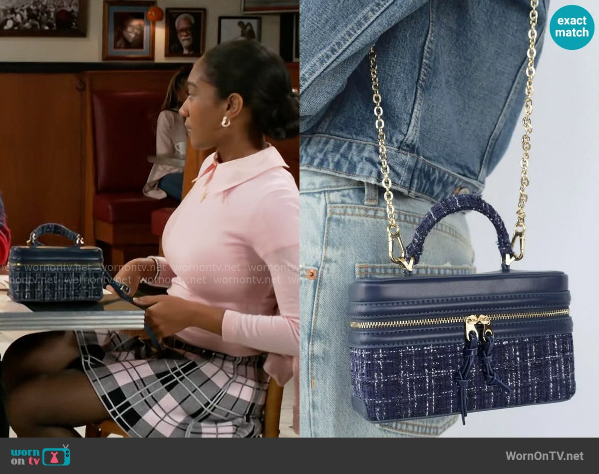 Zara Rigid Bag worn by Samantha Richardson (Najah Jackson) on Beyond the Gates