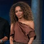 Zuri’s brown satin off shoulder top on Access Hollywood
