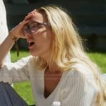 Bailey’s white v-neck sweater on Summer House