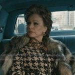 Betty’s beige houndstooth jacket on Elsbeth