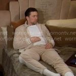 Cane’s beige tracksuit on The Young and the Restless