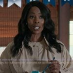 Gabi Bond’s beige layered bomber jacket and pants on 9-1-1