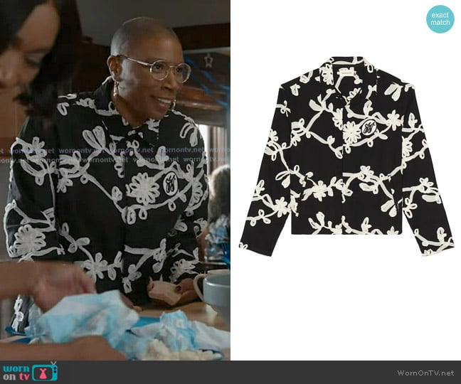 Hen’s black ribbon embroidered jacket on 9-1-1 Hen’s black ribbon embroidered jacket on 9-1-1