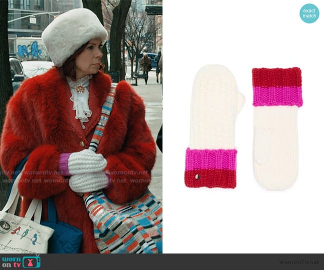 Kate Spade Chunky Colorblock Mittens worn by Elsbeth Tascioni (Carrie Preston) on Elsbeth
