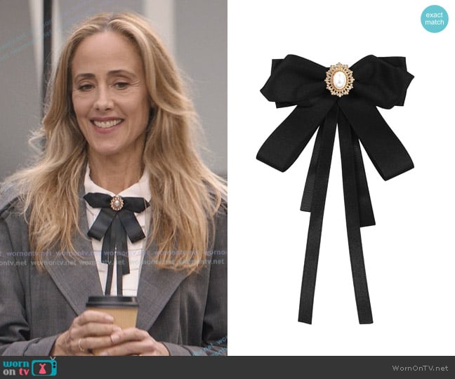 Ouligay at Amazon Adjustable Bow Ties worn by Teddy Altman (Kim Raver) on Greys Anatomy