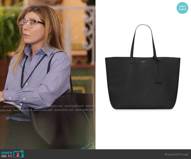 Saint Laurent East/West Large Textured-leather Tote worn by Meredith Grey (Ellen Pompeo) on Greys Anatomy