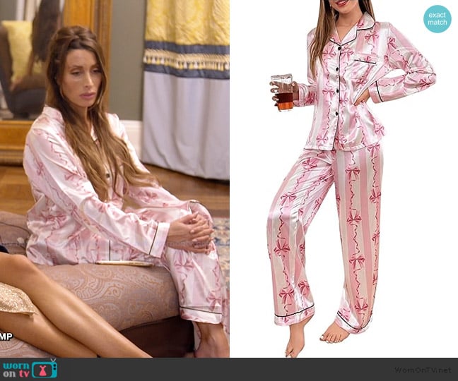 Alicia’s bow stripe print pajamas on RHORI